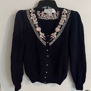 Vintage Women’s Navy V-Neck Embroidered Cardigan Sweater